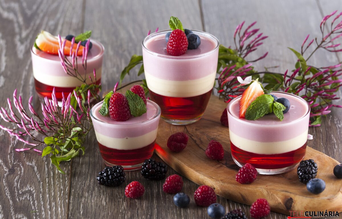 Gelatina com leite condensado