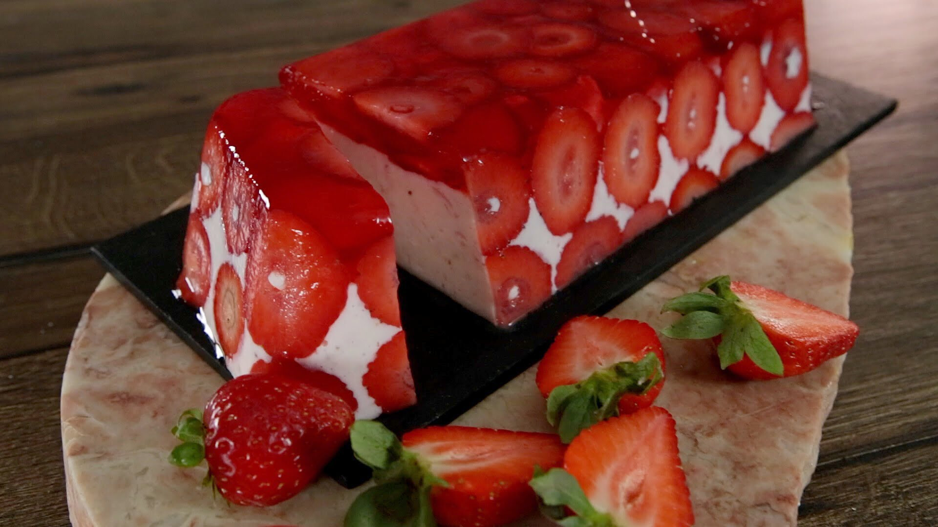 Delícia de morango e gelatina