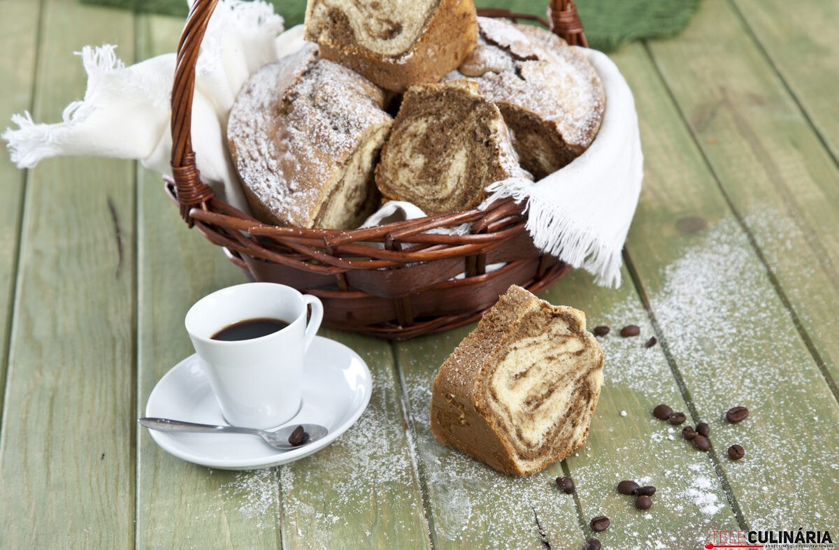 Bolo de mármore de café