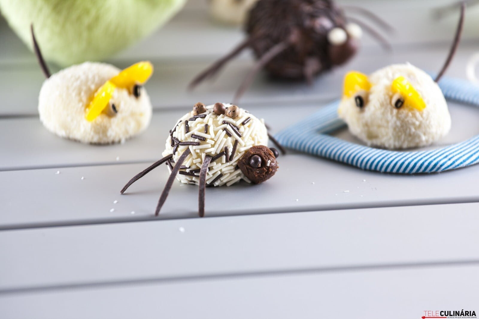 Trufas de coco e chocolate