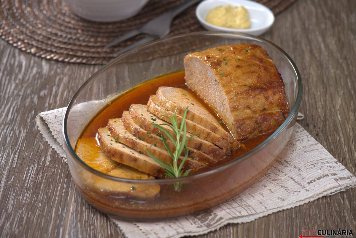 Lombo de porco com molho de mostarda