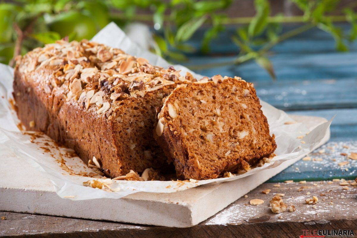 Bolo de frutos secos sem ovos