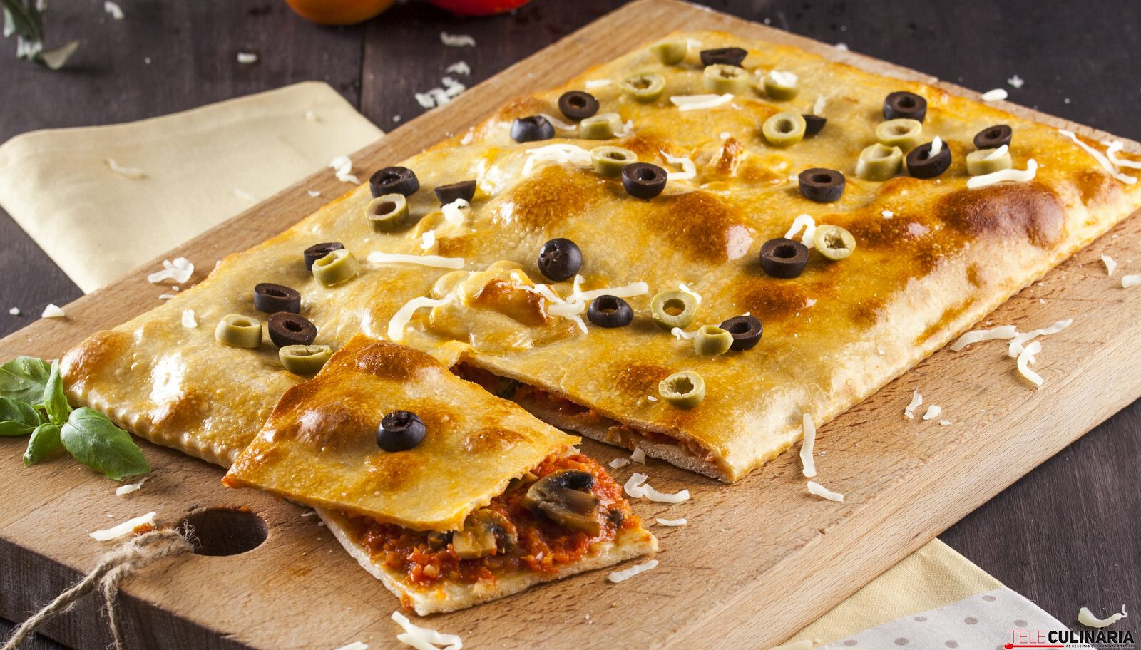 Calzone de queijo e cogumelos