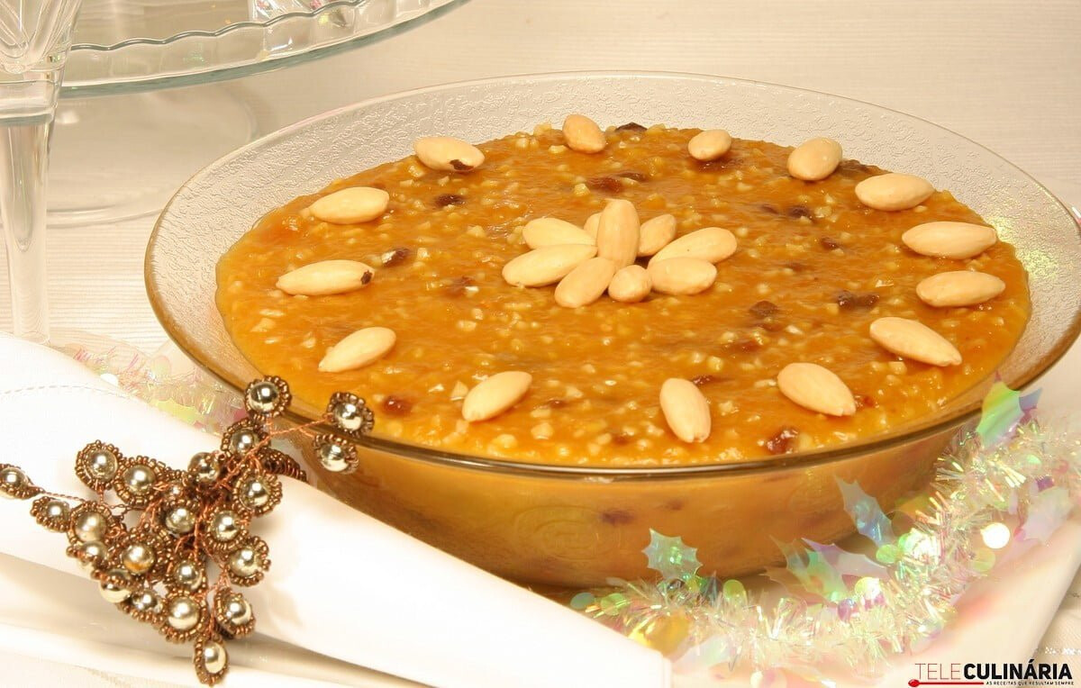 Mexidos doces de amêndoa