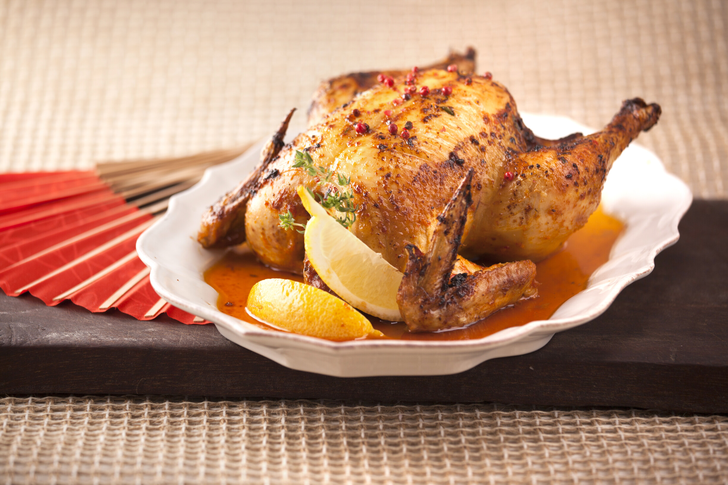 Frango no forno com limão e cerveja