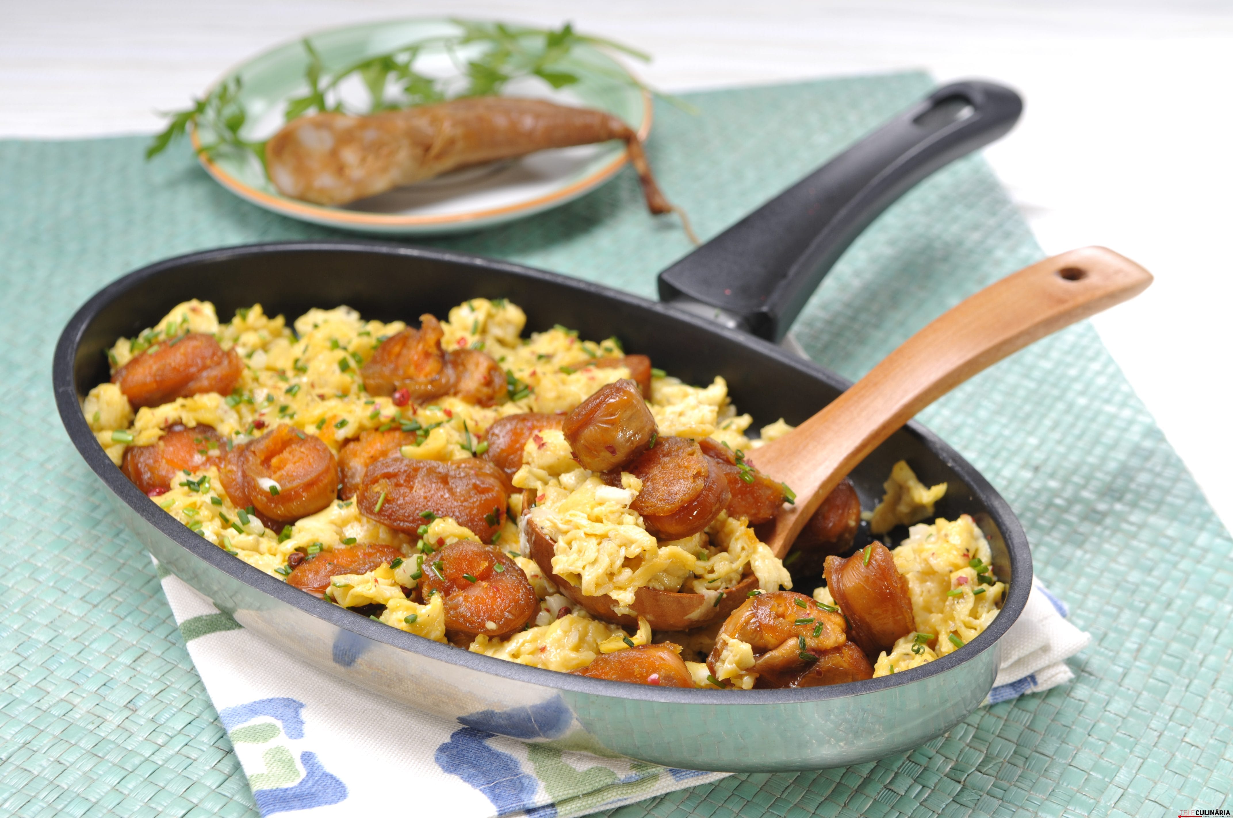 Farinheira com ovos mexidos