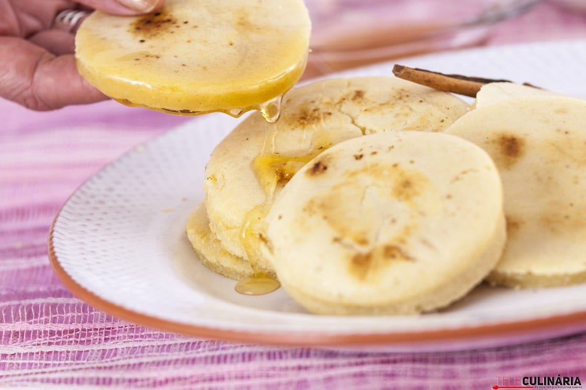 Panquecas com Mel de Cana