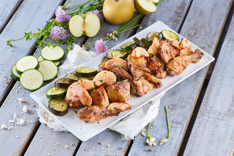 Frango assado com maçãs e vinho do Porto