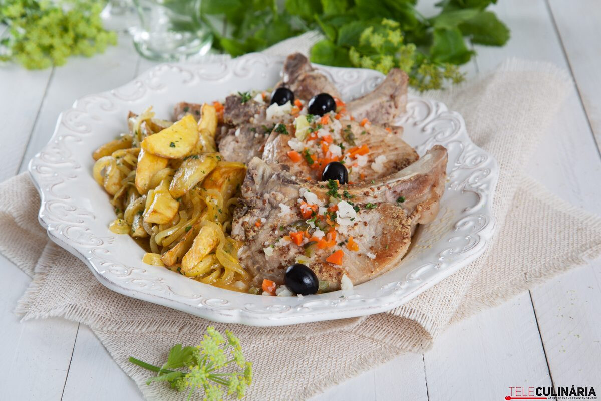 Costeletas de porco à padeiro