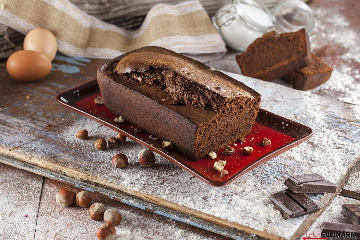 Bolo de chocolate e aveia