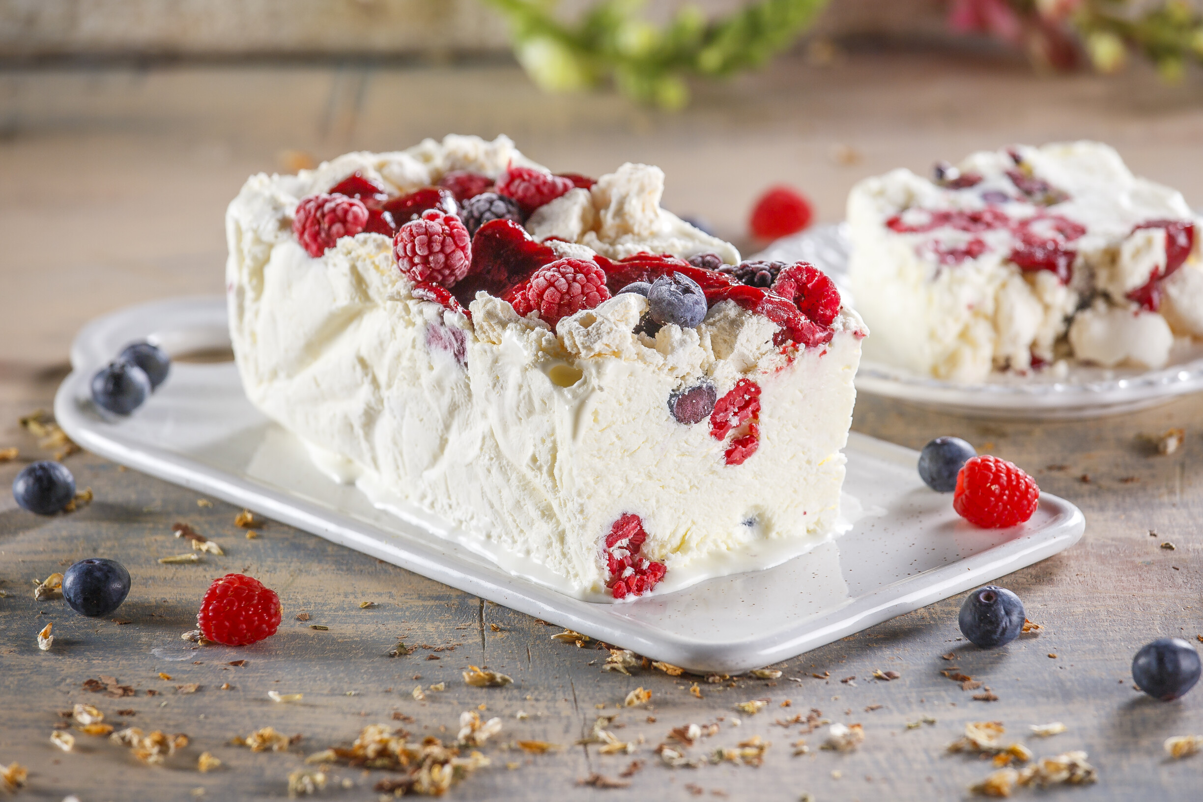 Gelado com frutos vermelhos