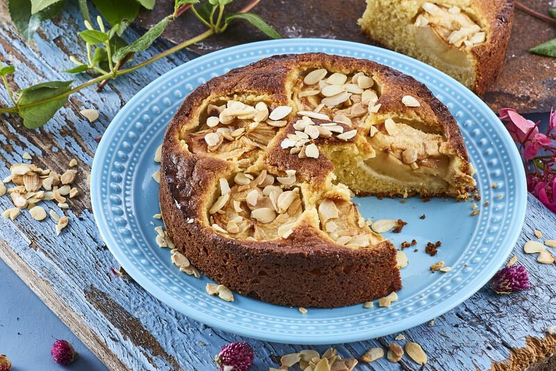 Bolo de maçã com amêndoas