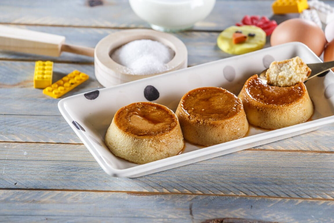 Pudinzinhos de caramelo (bebé a partir dos 13 meses)