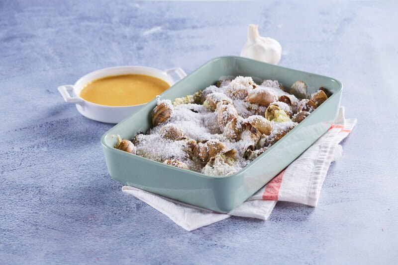 Caracoletas assadas com molho de mostarda