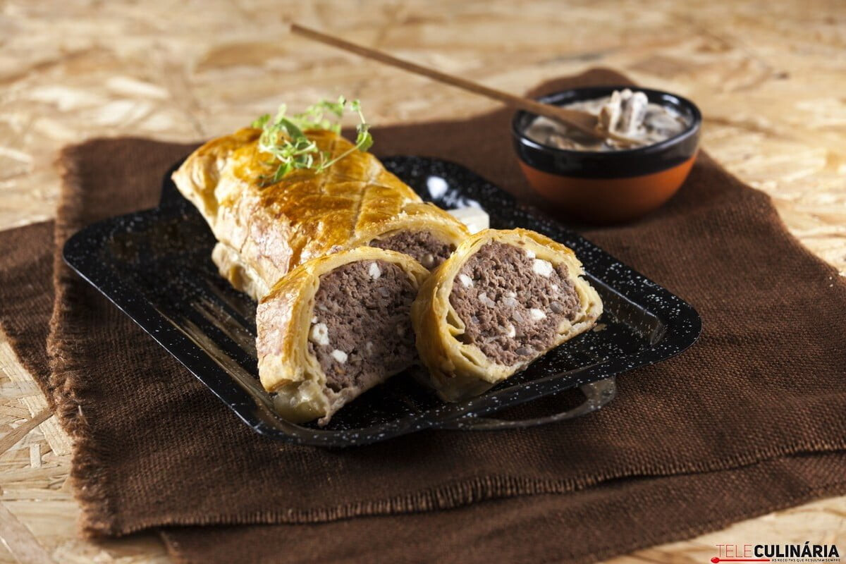 Rolo de carne picada