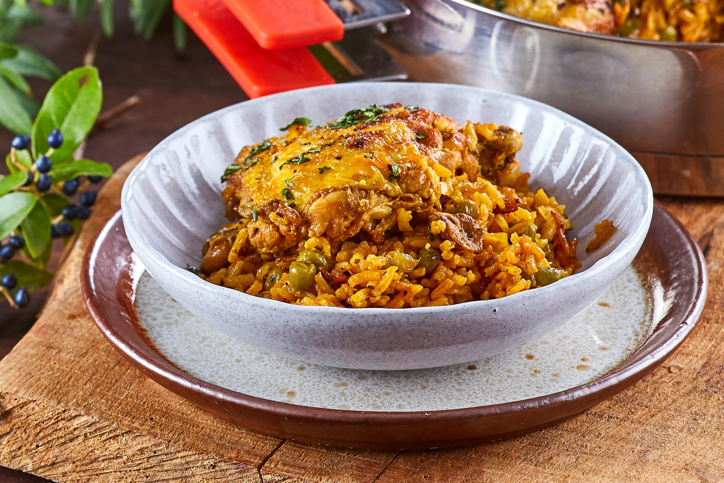 Frigideira de frango com arroz