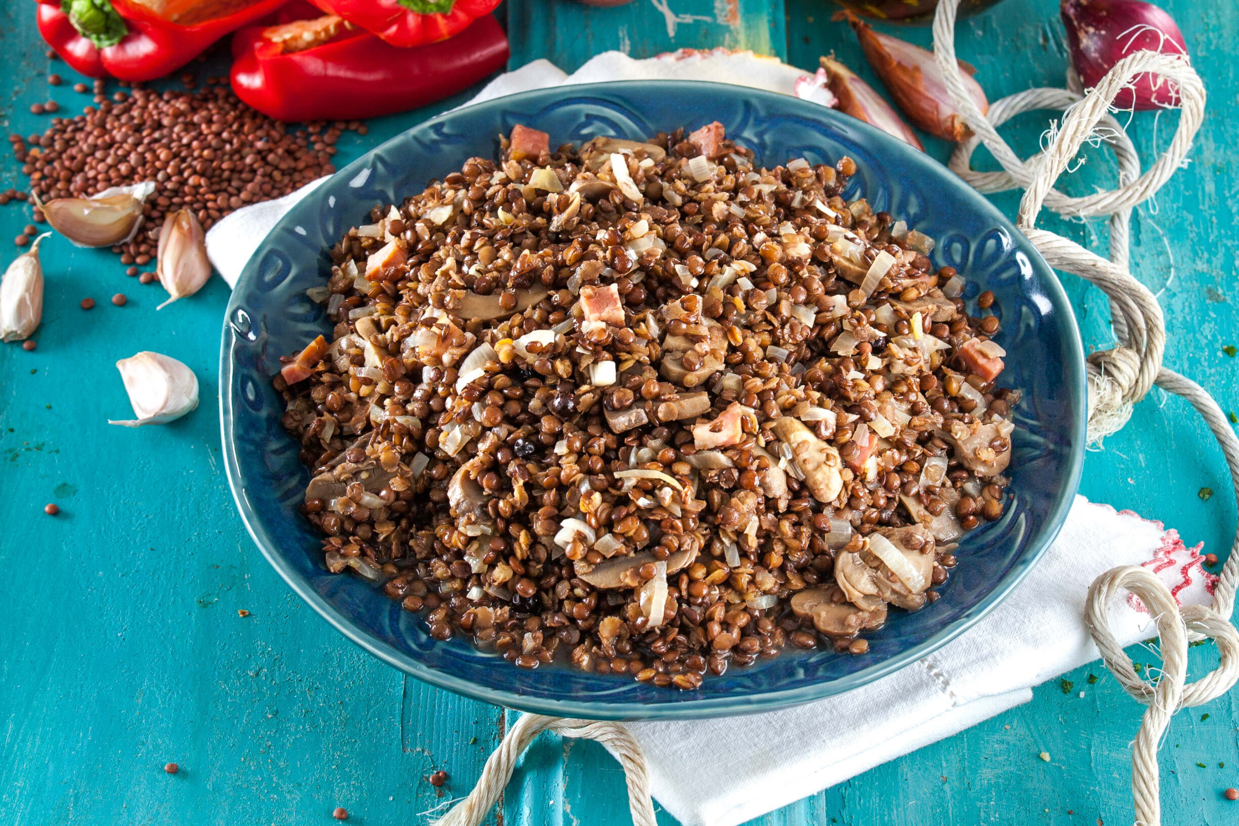 Estufado de lentilhas e cogumelos