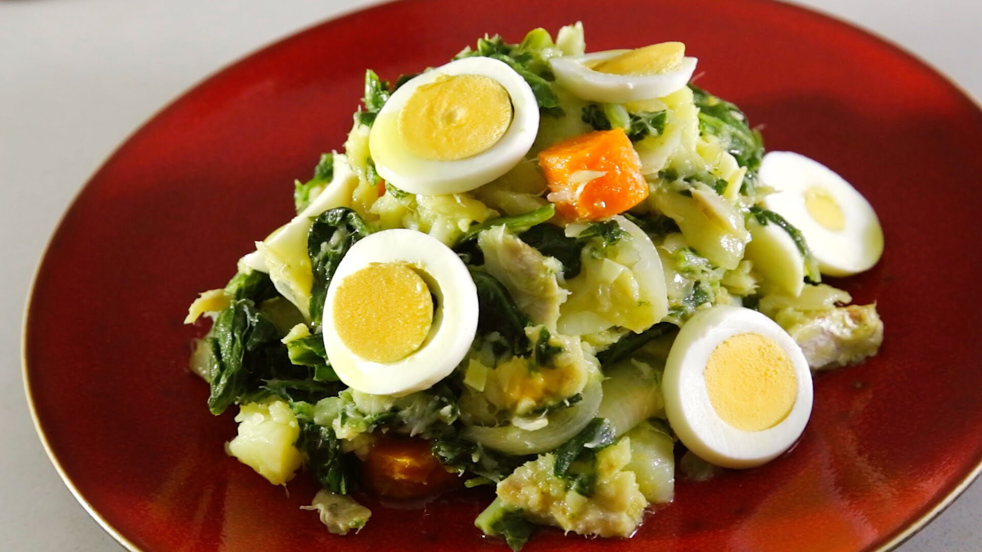 Roupa velha (vídeo)