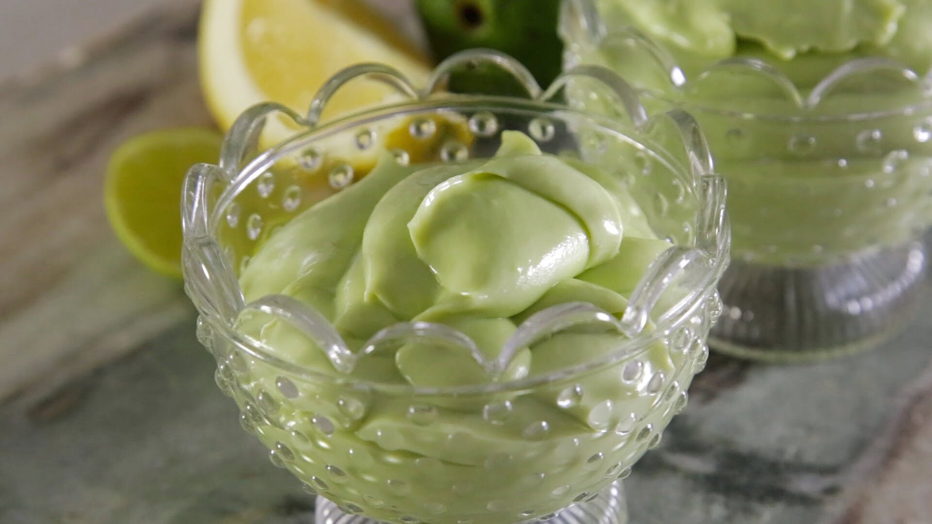 Mousse de abacate e lima