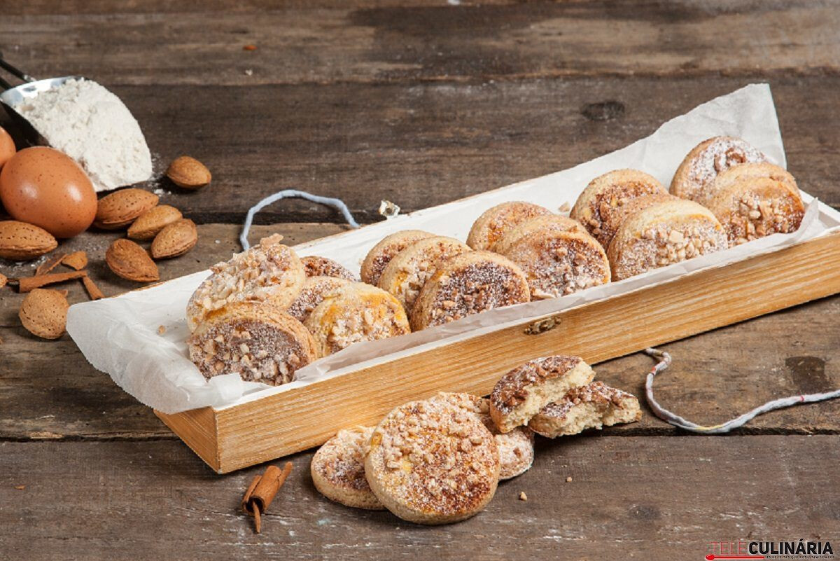 Bolachas de canela e amêndoa - receita simples