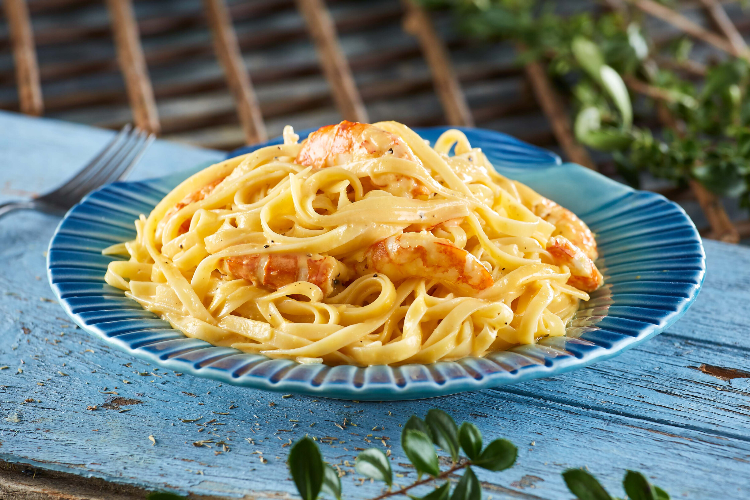 Massa fettuccine de camarão e natas