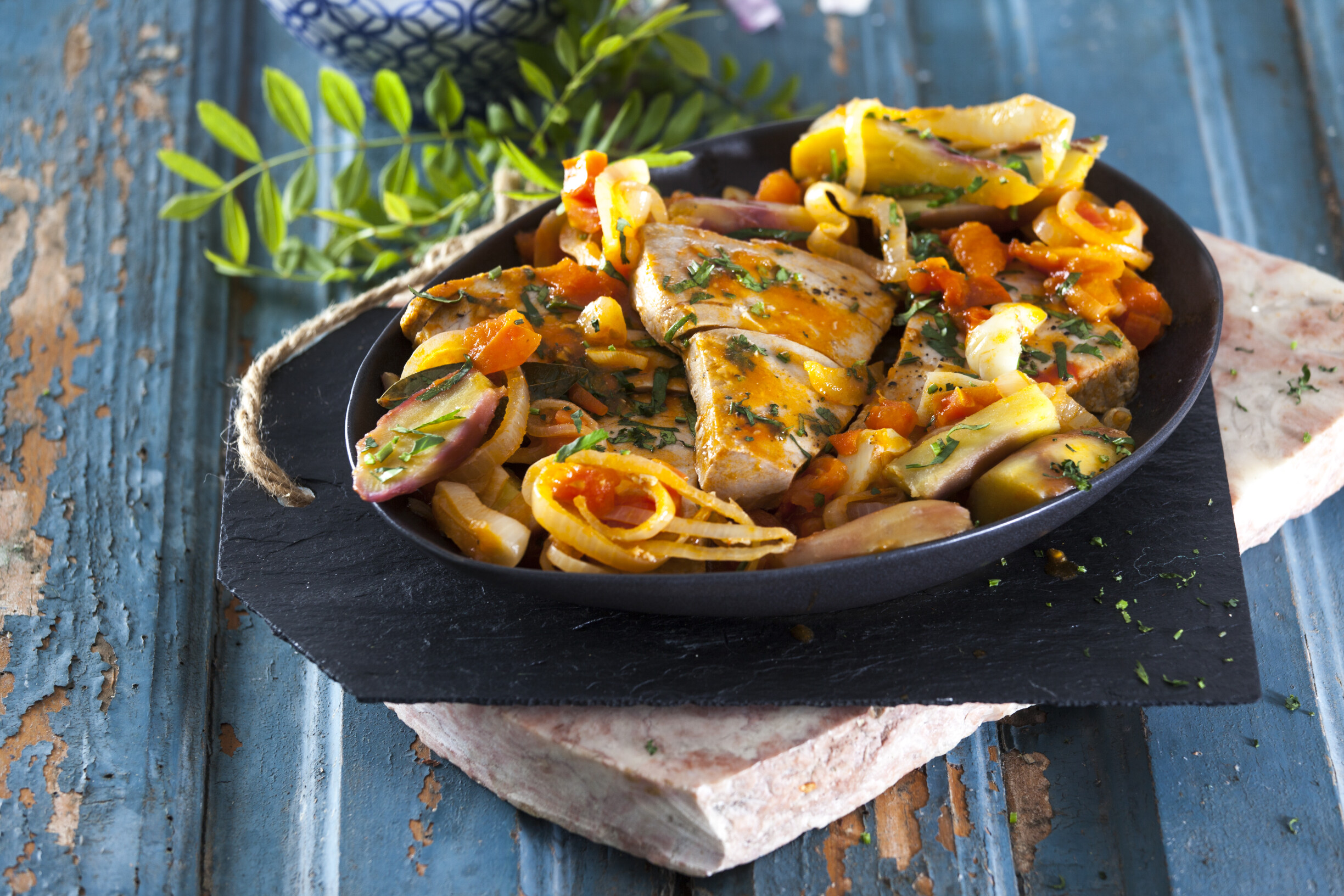 Bife de atum à algarvia