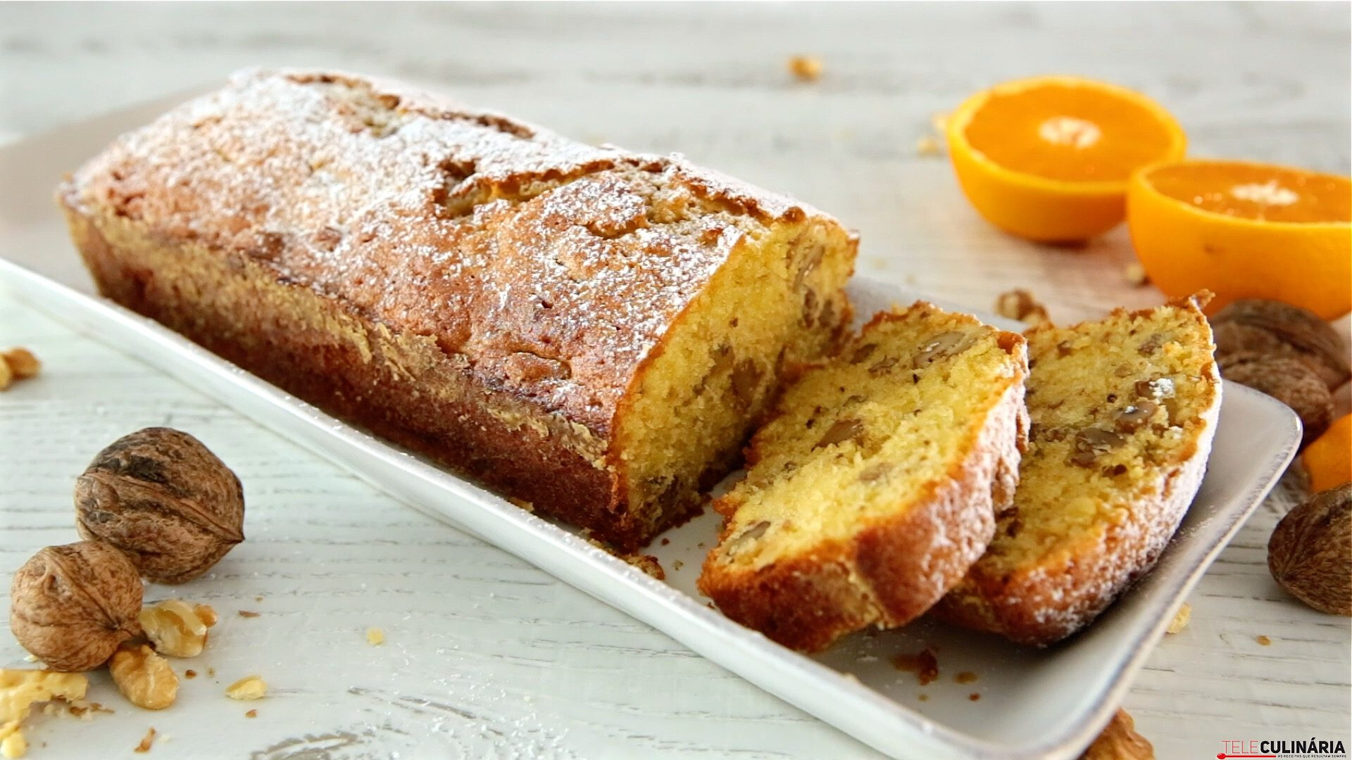 Bolo de laranja com nozes