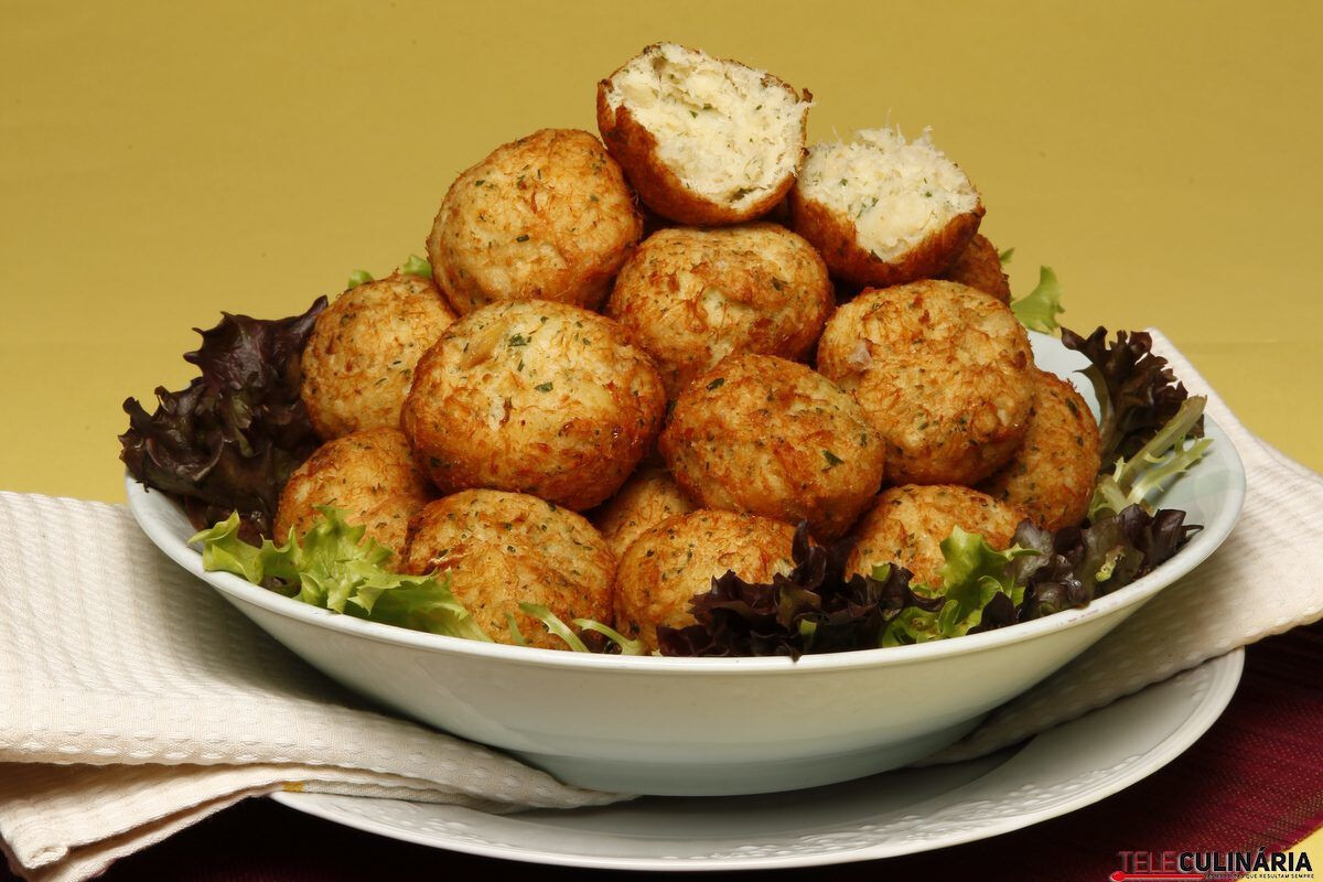 Receita de Bolinhos de Bacalhau
