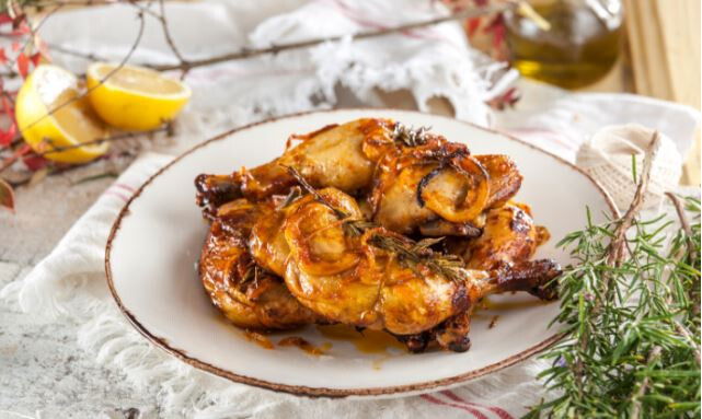 Pernas de frango assadas com alecrim