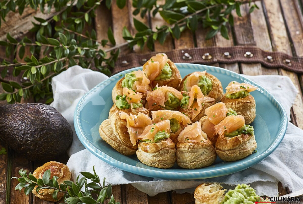 Mini vol-au-vent de guacamole