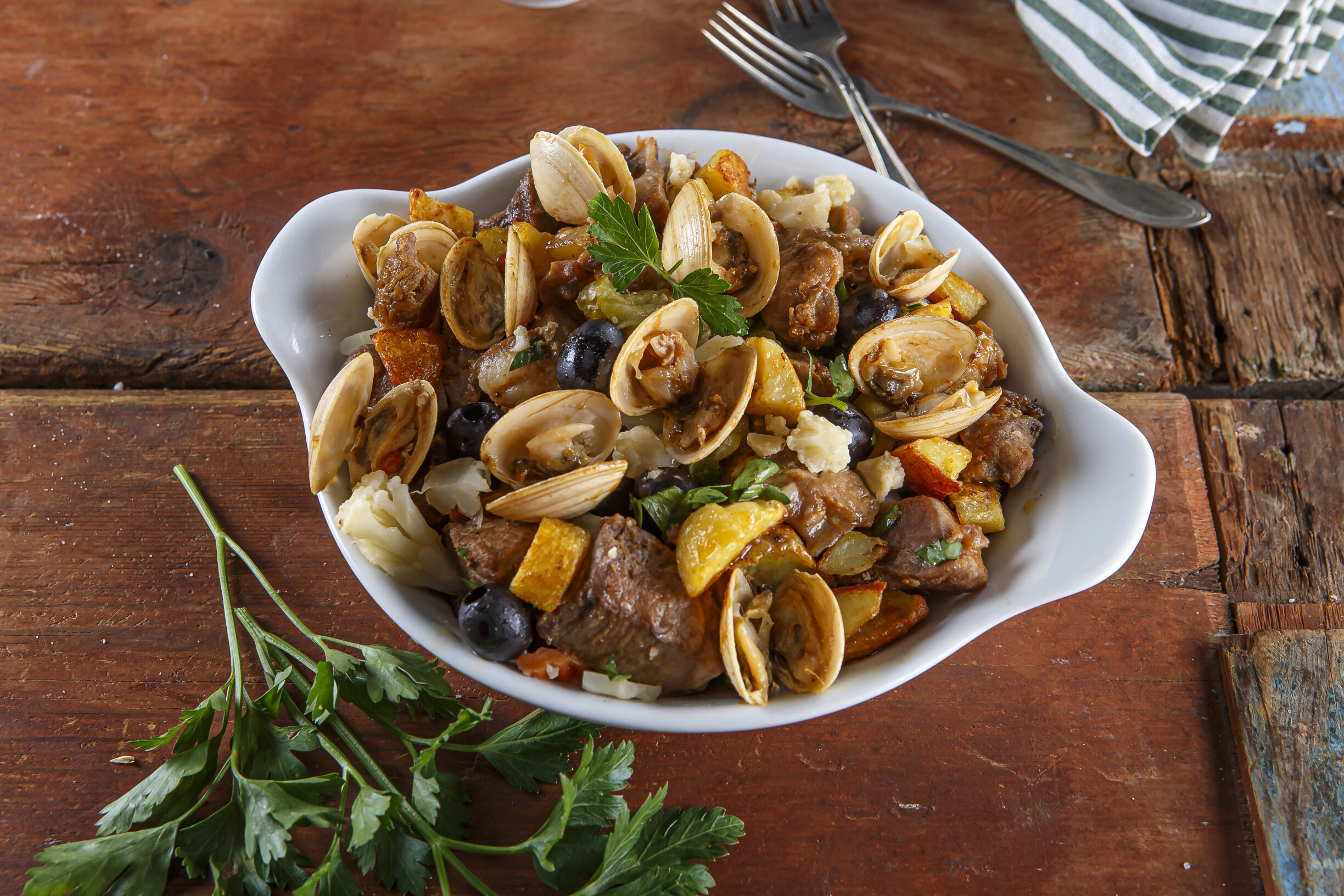 Receita de Carne de Porco à Alentejana | TeleCulinária