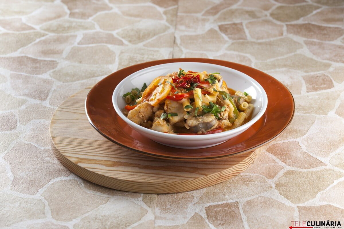 Massada de peixe (video)