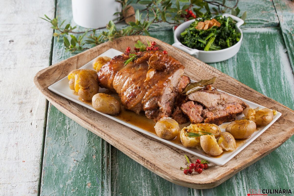 Receita de perna de peru recheada