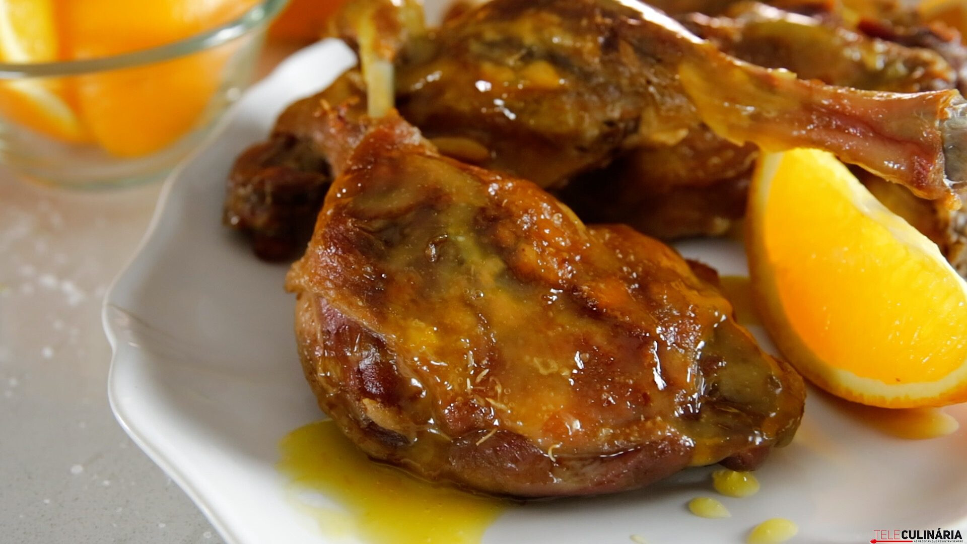 Pernas de pato com molho de laranja