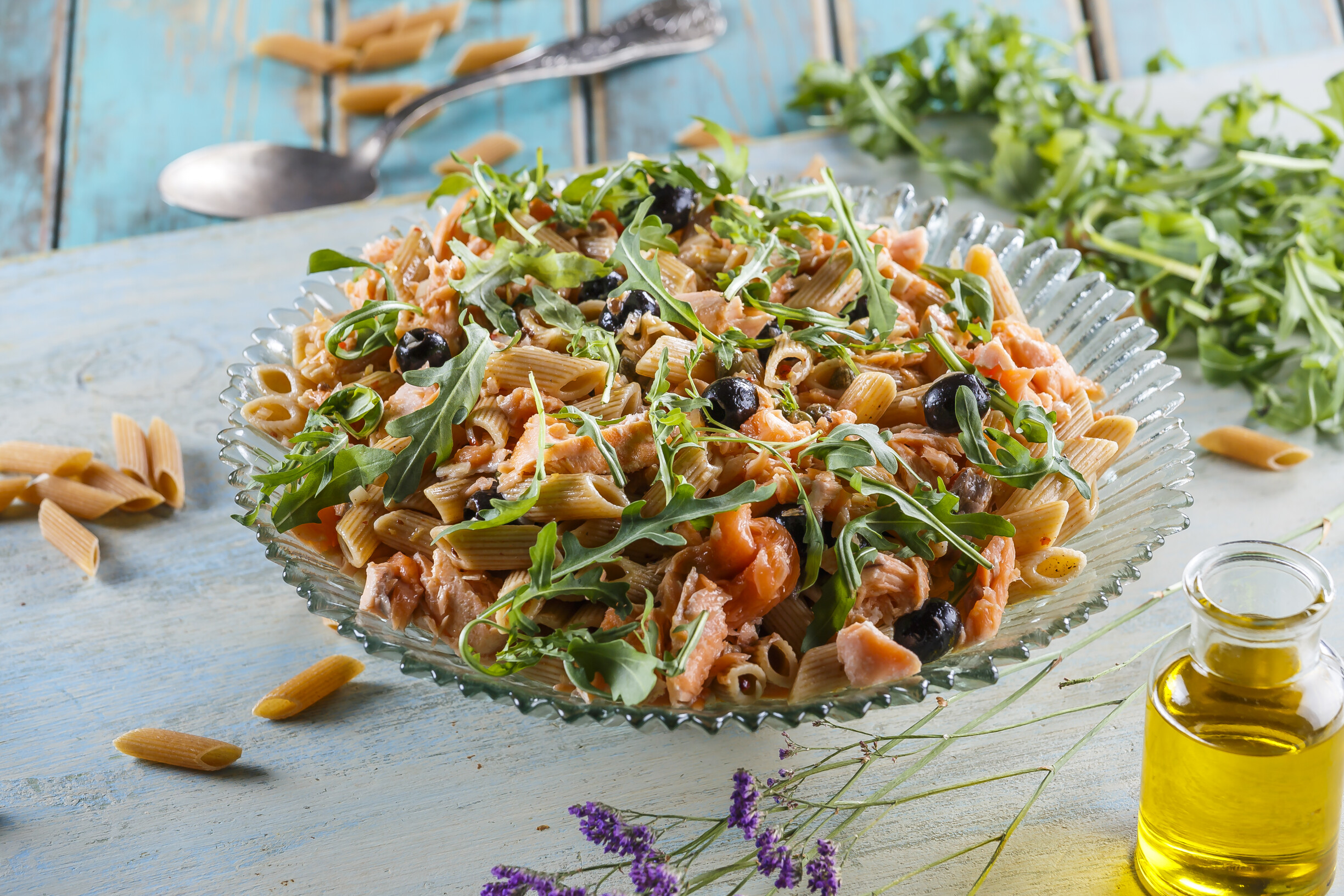 Salada fácil de salmão