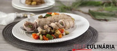 Bifes de peru com recheio de castanha