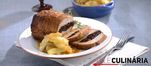 Lombinho de porco recheado com ameixas
