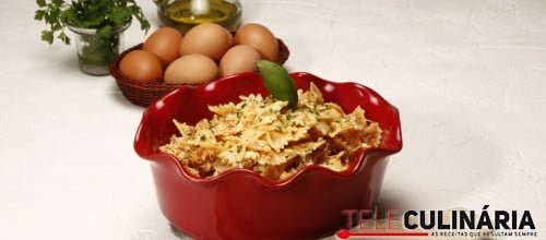 Pasta com farinheira e ovos