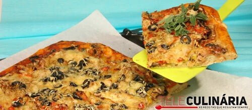 Pizza de atum com cogumelos