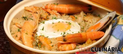 Açorda de marisco à algarvia