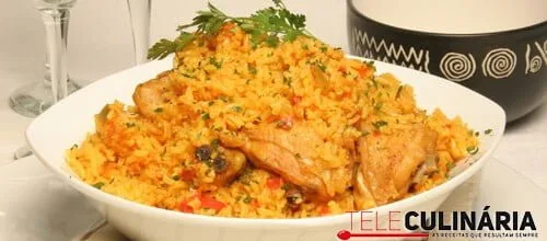 Arroz de frango à espanhola