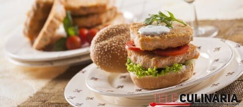 Hambúrgueres de atum e salmão