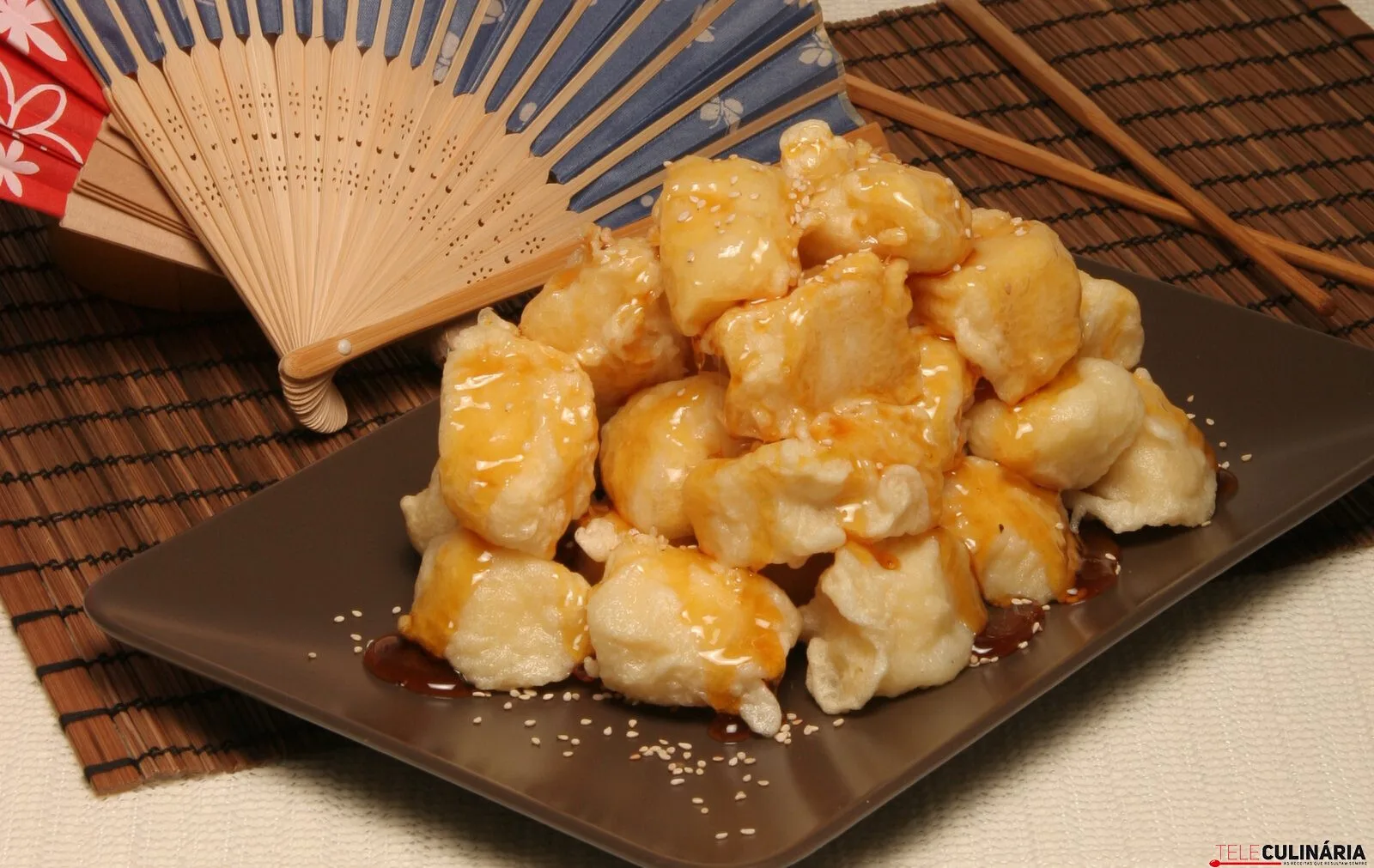 Maçãs com sementes de gergelim