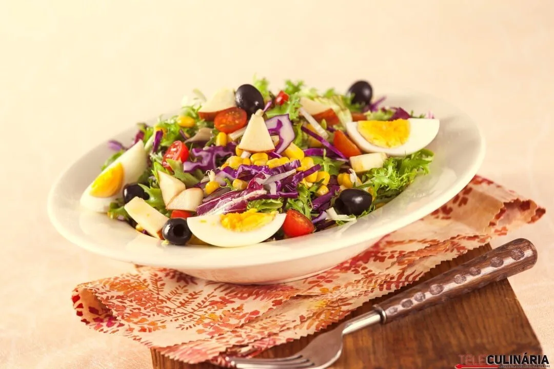 Salada mista colorida