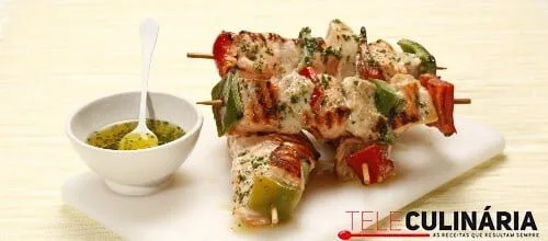 Espetadas mistas de peixe