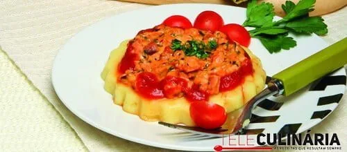 Mini quiches de polenta com carbonara