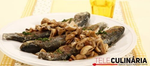 Trutas com cogumelos