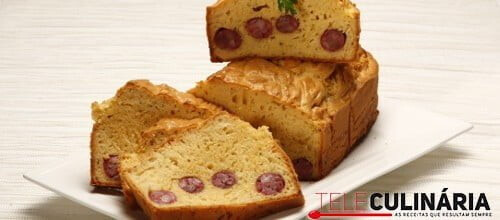 Bolo de salsichas frescas