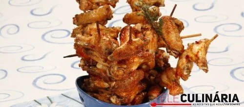 Espetadas de asas de frango