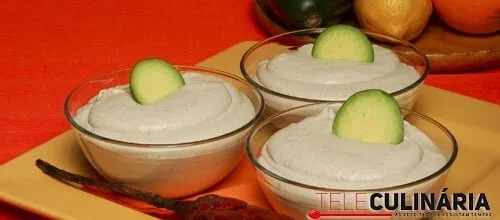 Receita de Mousse de abacate deliciosa